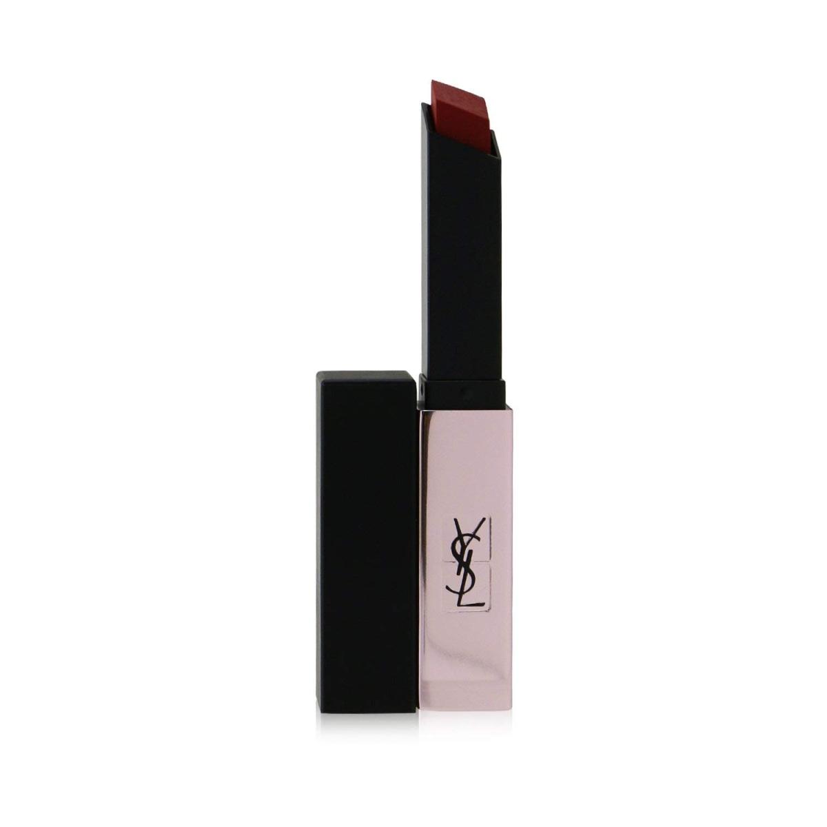 The slim glow matte 204 - private carmine