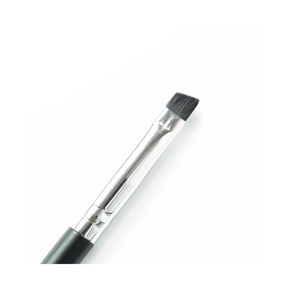 Pennello eyeliner
