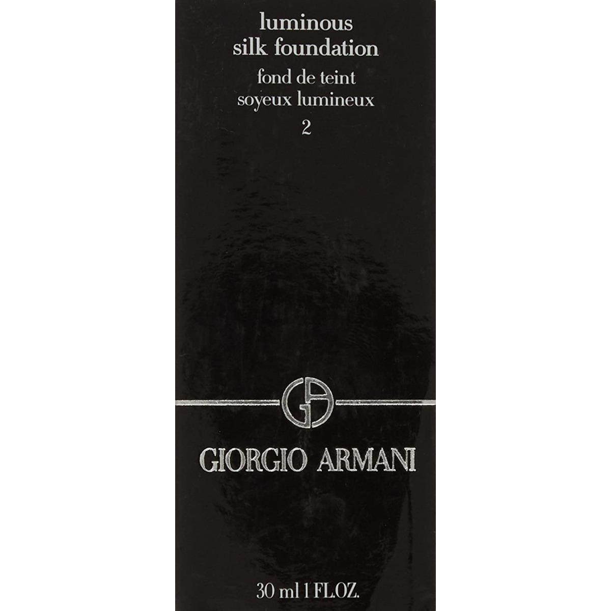 Luminous silk foundation 02